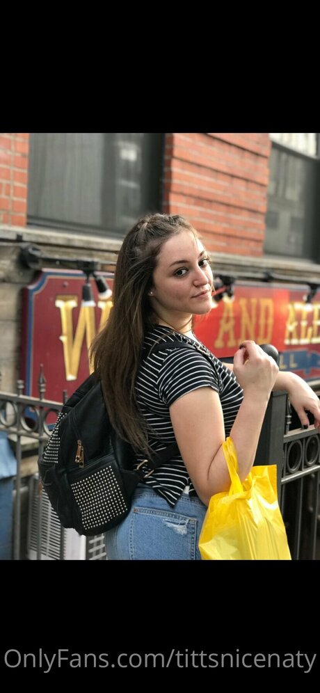 Tittsnicenaty star pornographic pics