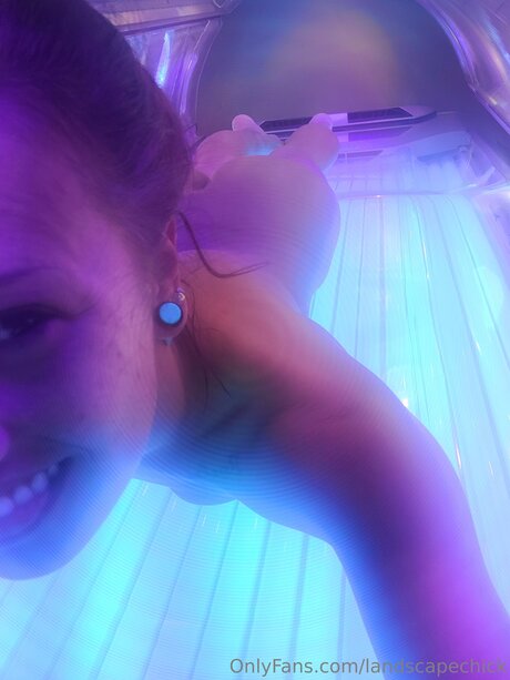 Landscapechick pornographic star picture