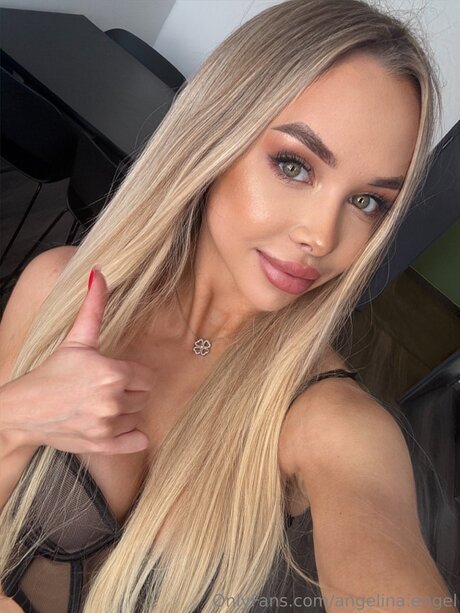 Angelina Engel sexy model pic