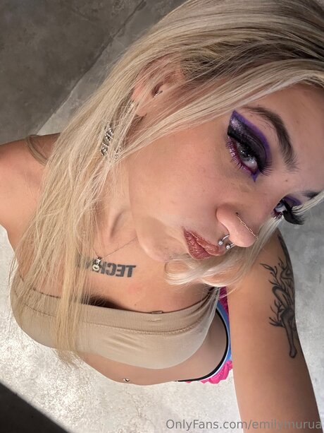 Emylee01 high quality pornstar images