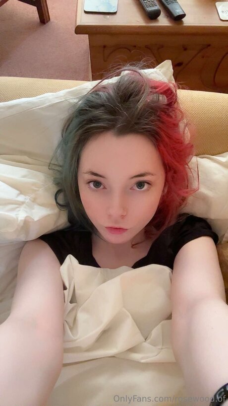 Rosewood Of star nudes photo