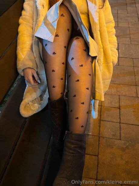 Kleine Emmi erotic model picture