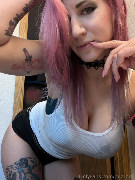 Miz Hell exclusive model photo