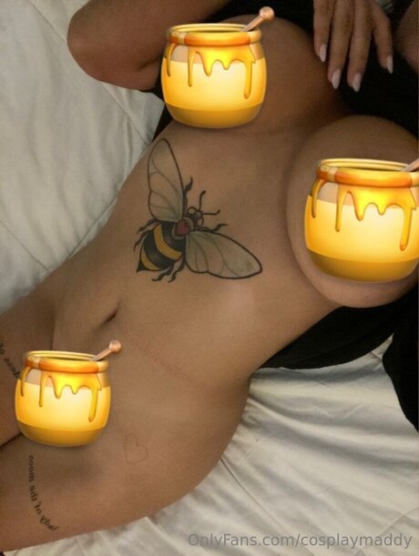 Cosplaymaddy naked model pic