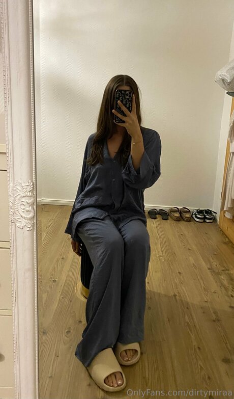 Dirtymiraa star exclusive image