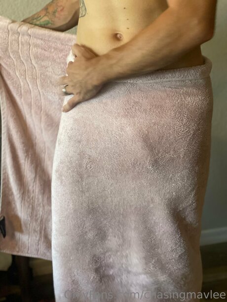 Chasingmavlee model pretty image