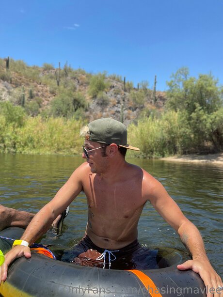 Chasingmavlee star pornographic pictures