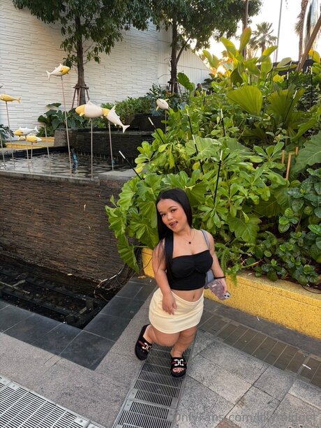 Lillymidget hot pornstar pic