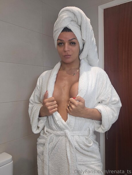 Renata Ts actress photo