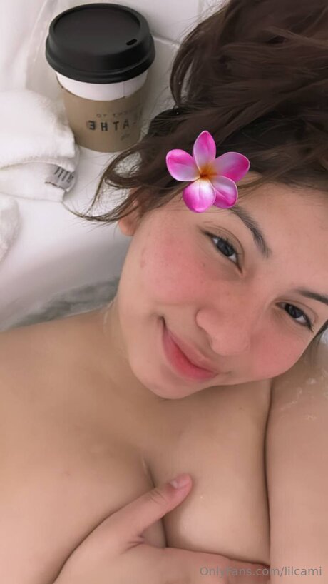 Lilcami sexy actress photo