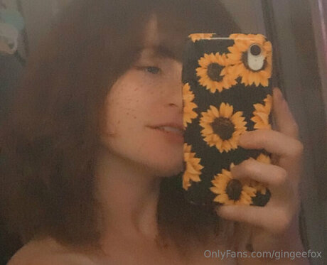 Gingeefox model perfect photo