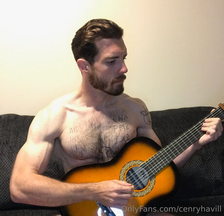 Cenryhavill pretty pornstar img