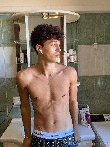 Xcost high quality actress image