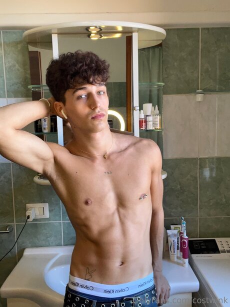 Xcost model top gallery