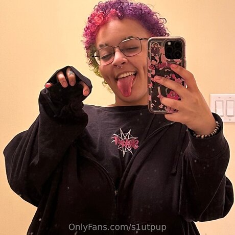 S1utpup hot model images