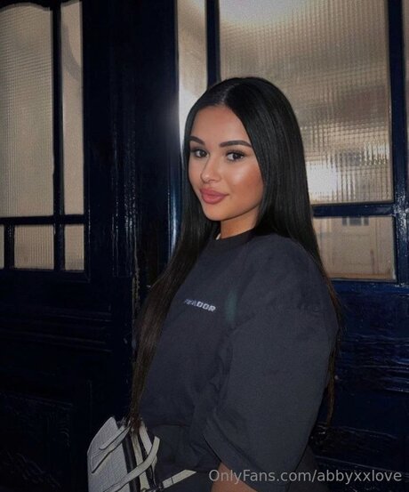 Abbyxxlove model exclusive pictures