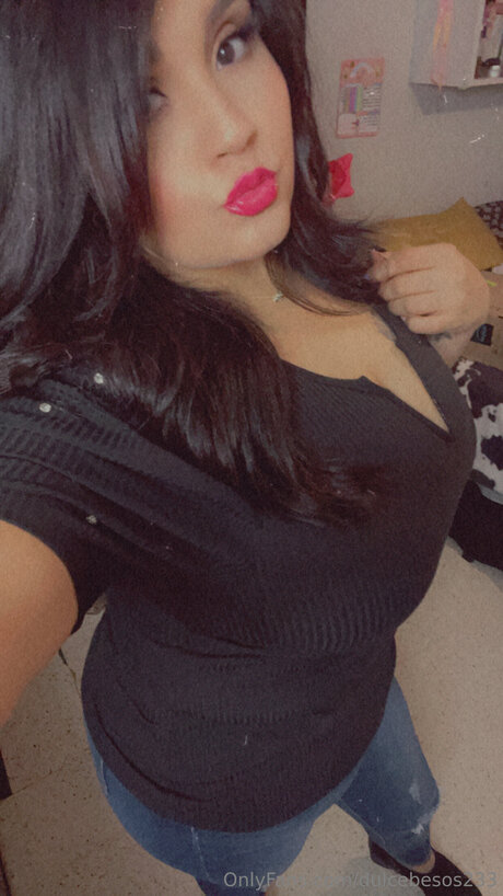 Dulcebesos233 star porn image