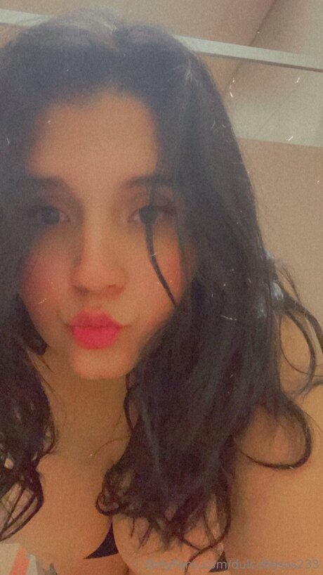 Dulcebesos233 porn actress picture