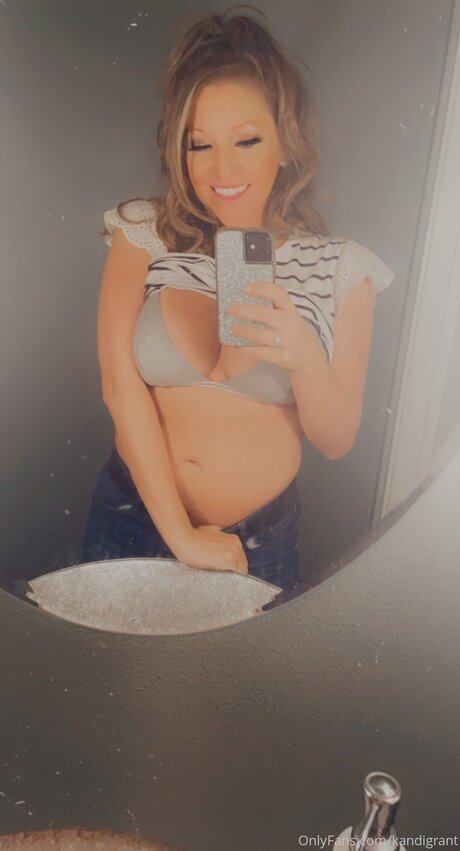 Kandigrant pornstar hot pic