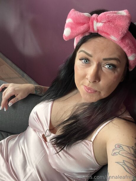 Annaleafree hd actress photo