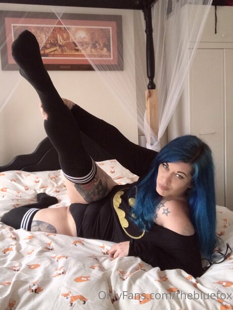 Thebluefox star naked image