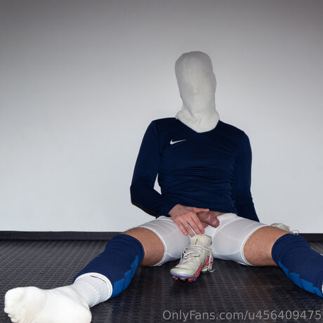 Paulforallsports model free pic