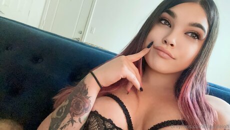 Trippyleigh star porn pic