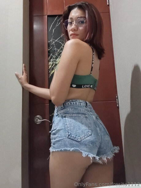 Fresita1112 exclusive pornstar photos