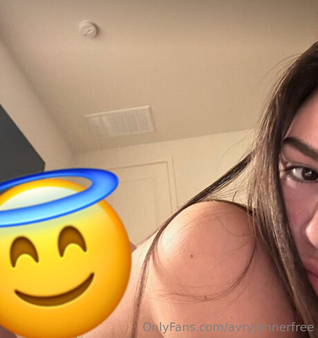 Avryjennerfree star sexy photos