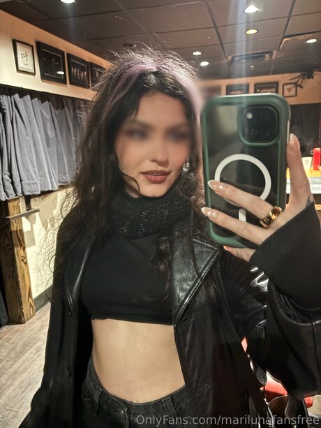 Marilunafansfree pornographic star images