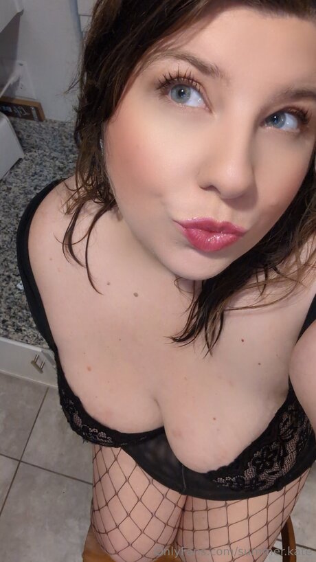 Summer Kate pornstar hot img