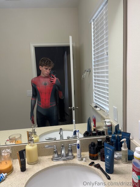 Drizzyoj sexy star image