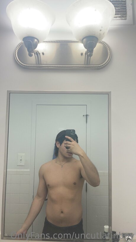 Uncutlatinboy beautiful model photos