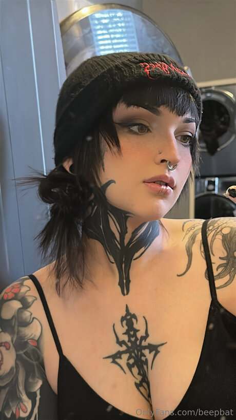 Beepbat nude star gallery