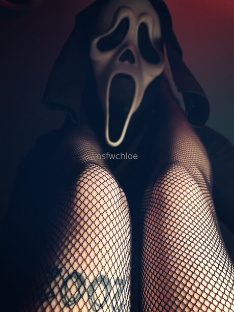 Nsfw Chloe model sexy pic