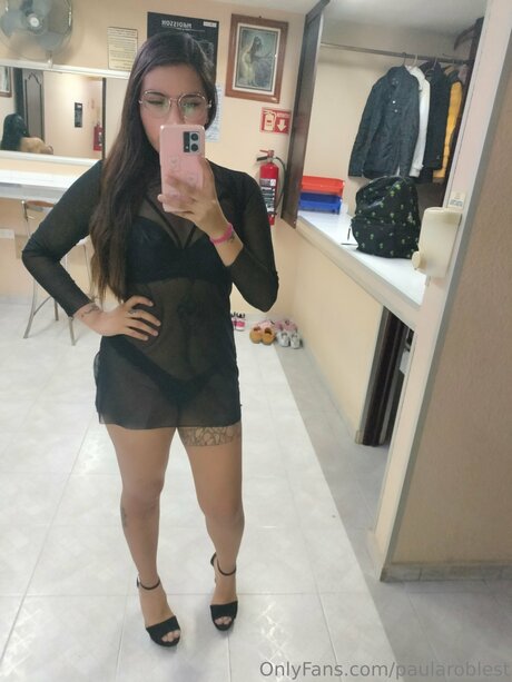 Giss 10 nudes actress gallery