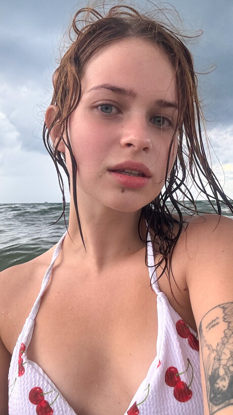 Pineappleri pornstar pretty photo