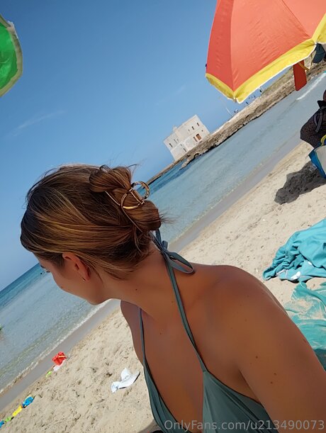 Nina Bella beautiful star pics