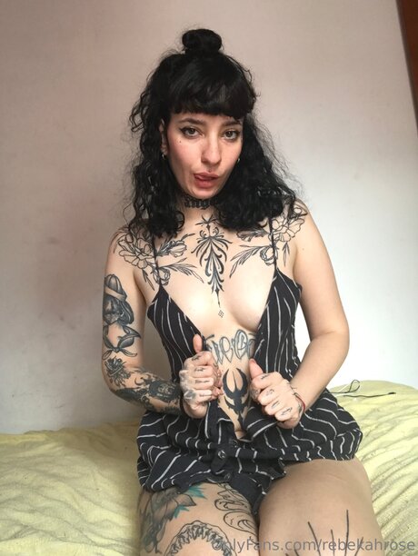 Rebekahrose model erotic gallery