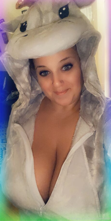 Tckmamibella nude star picture