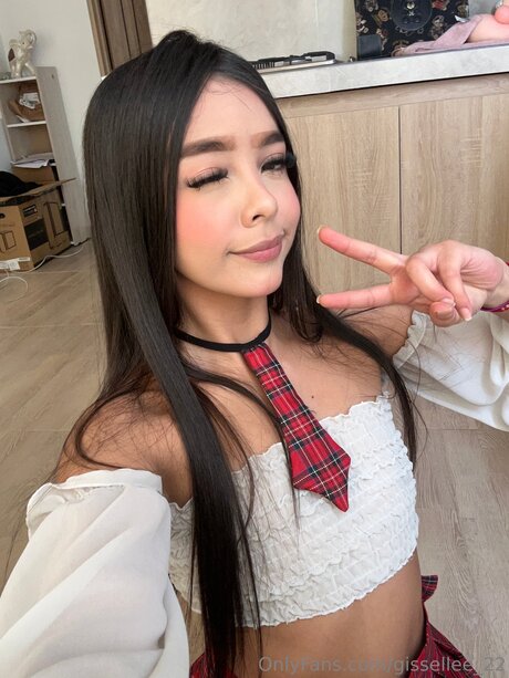 Gissellee 22 star adult photos