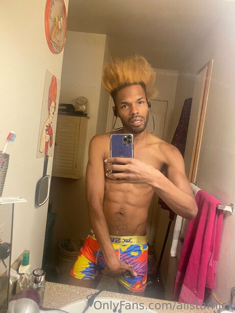 Allstarnick model erotic pics