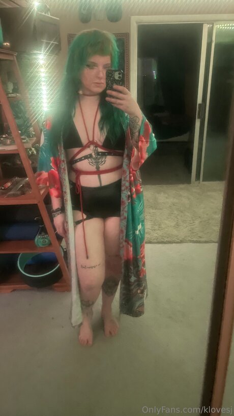 Klovesj model porn pic