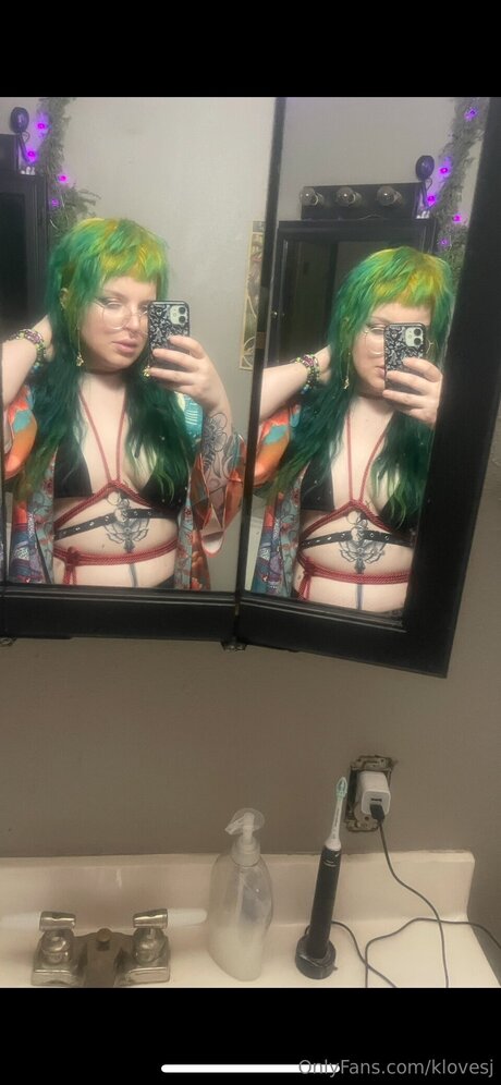 Klovesj model pretty archive