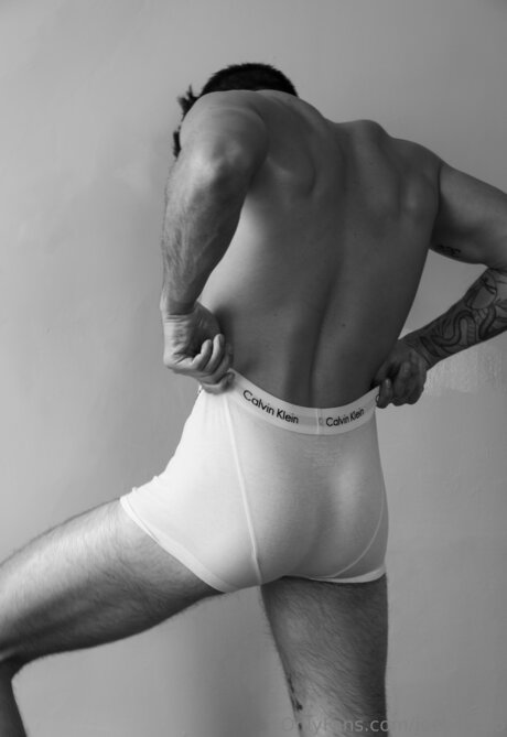 Joeysacco exclusive model archive