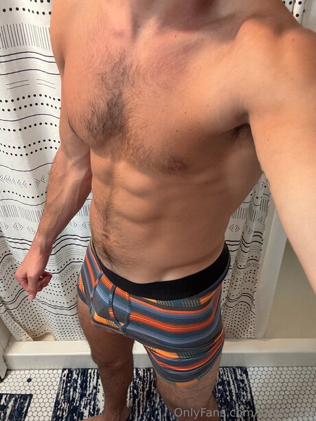 Joeysacco exclusive star pics