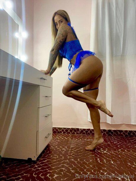 Miaduval pretty actress gallery