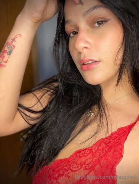 Miaduval Profile pic