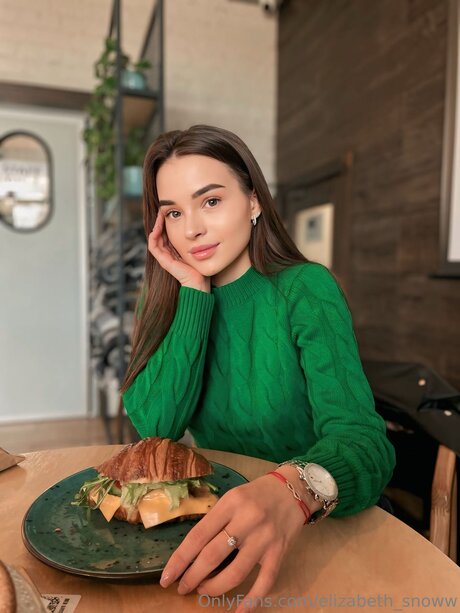 Elizabeth Dreamm art actress archive