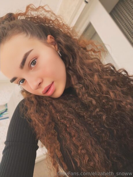 Elizabeth Dreamm sex actress pics